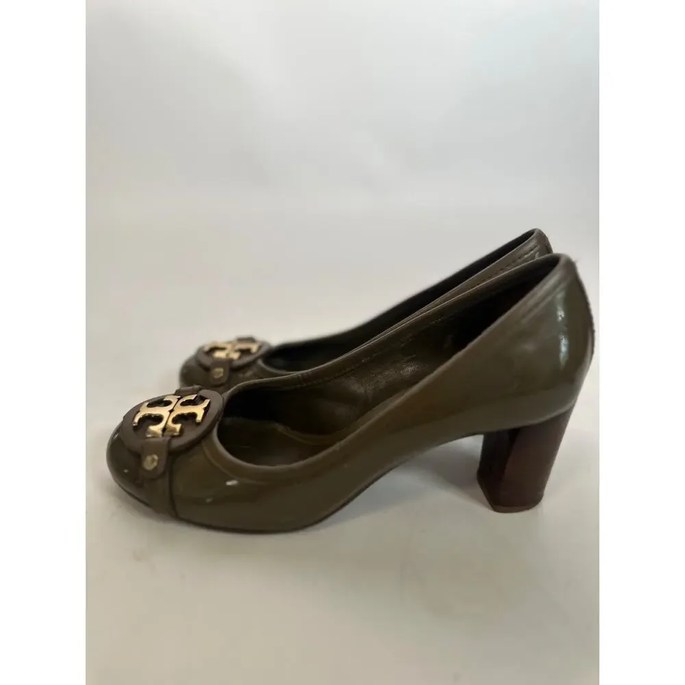 Tory Burch Olive Green Patent Leather Pumps Heels Size 7 Gold Logo Medallion